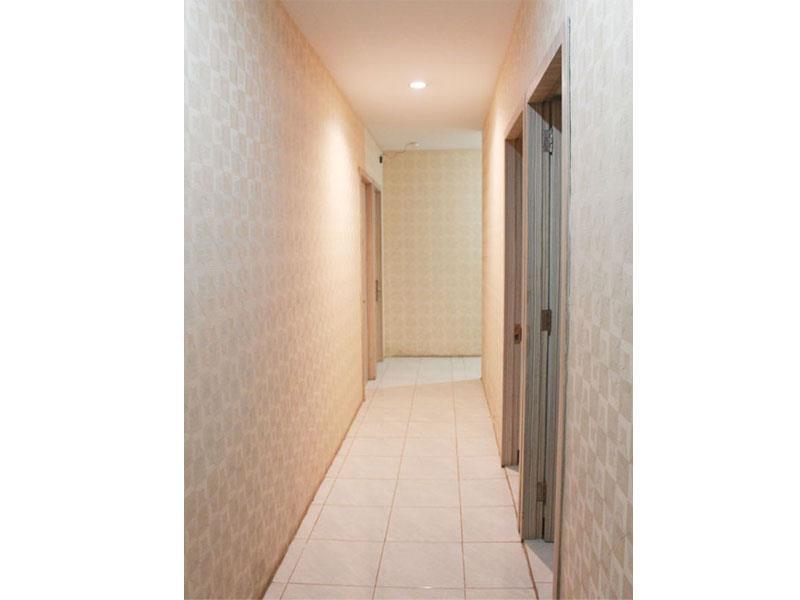 Hotel Paramount Biringkanya Екстериор снимка